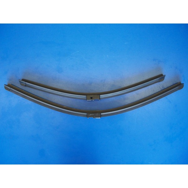 Pair of Windscreen Wiper BMW 3 Series E90 E91 E92 E93 Side Lock 475mm & 600mm